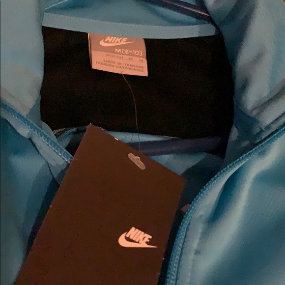 Nwt Nike full zip jacket - Picture 4 of 4